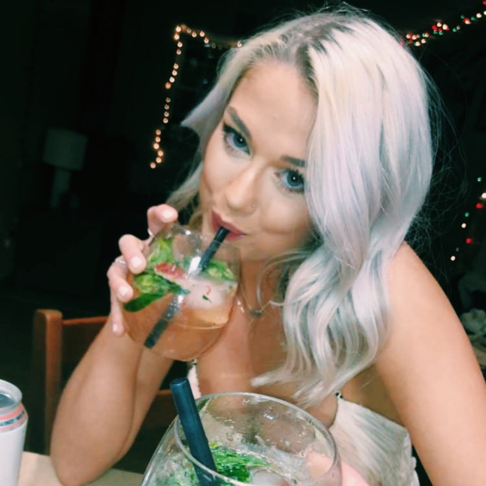 Meet your Posher, Taylor